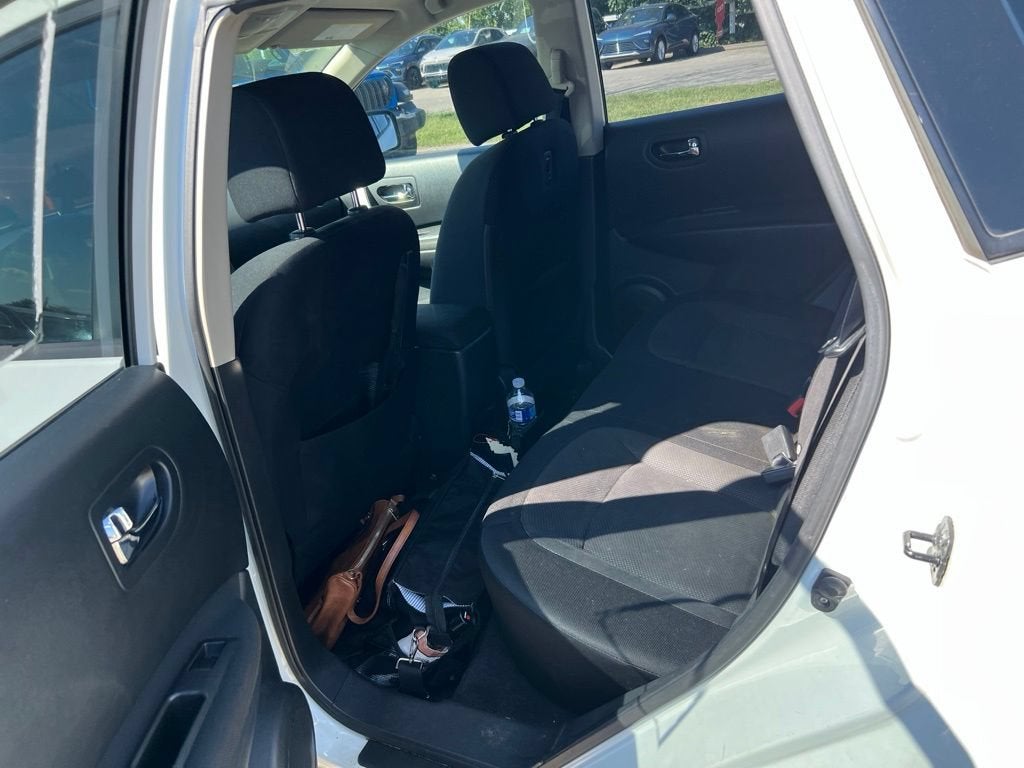 2011 Nissan Rogue S