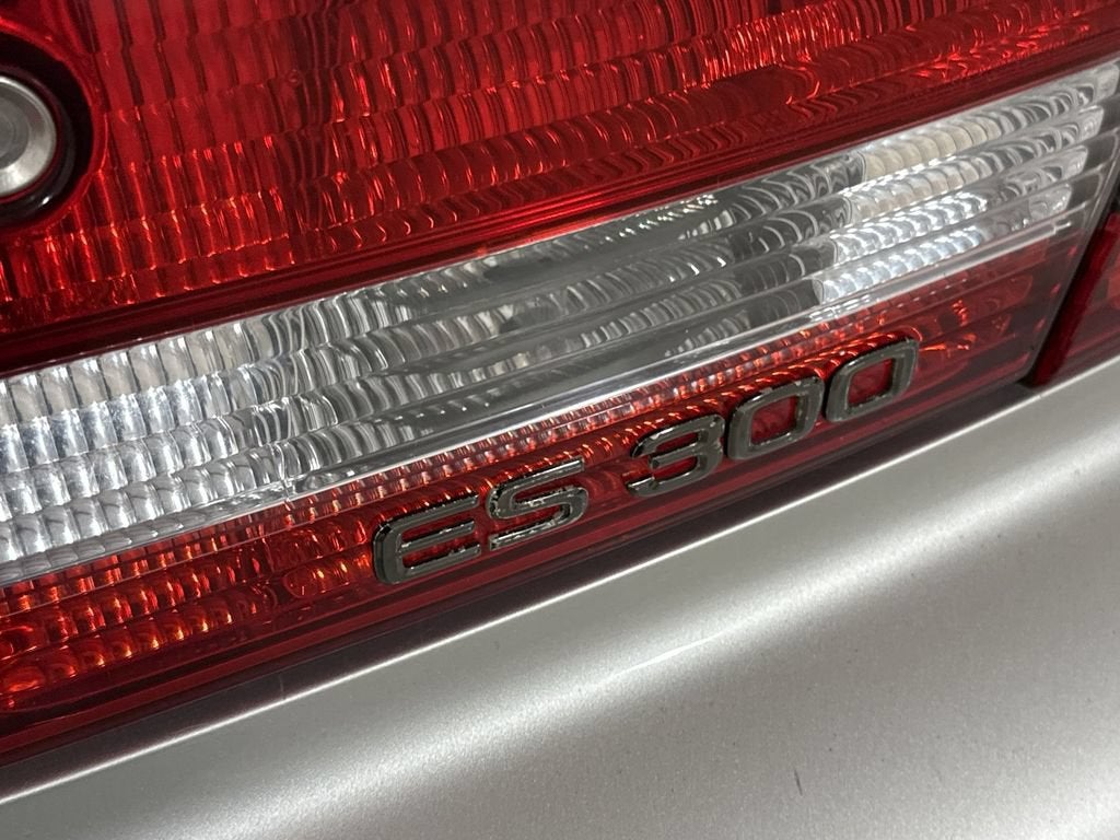 2000 Lexus ES 300 