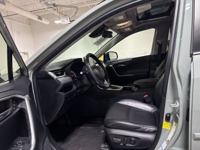 2019 Toyota RAV4 XLE Premium