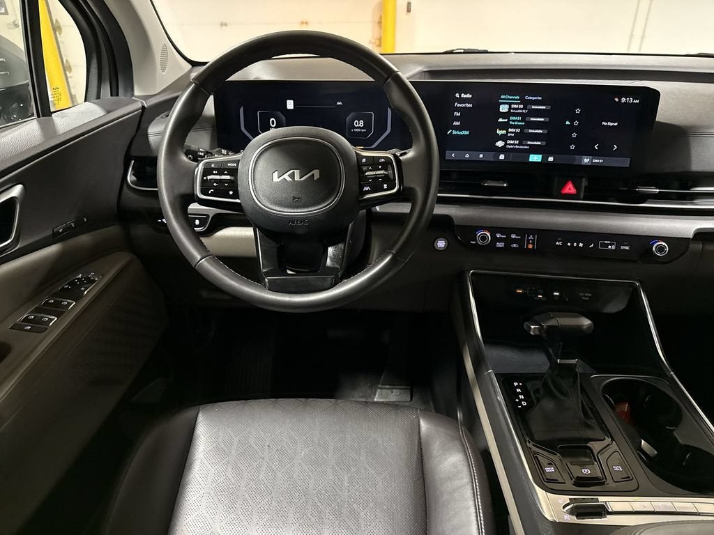 2025 Kia Carnival SX