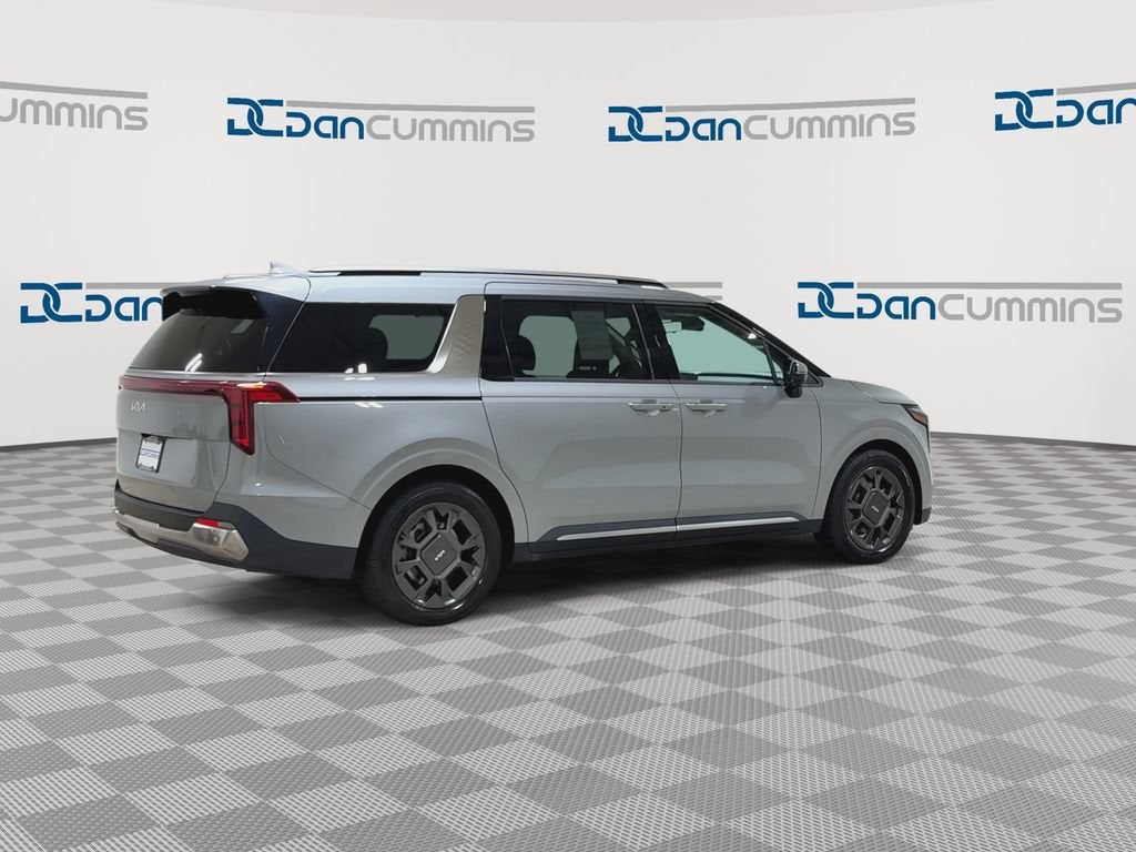 2025 Kia Carnival SX