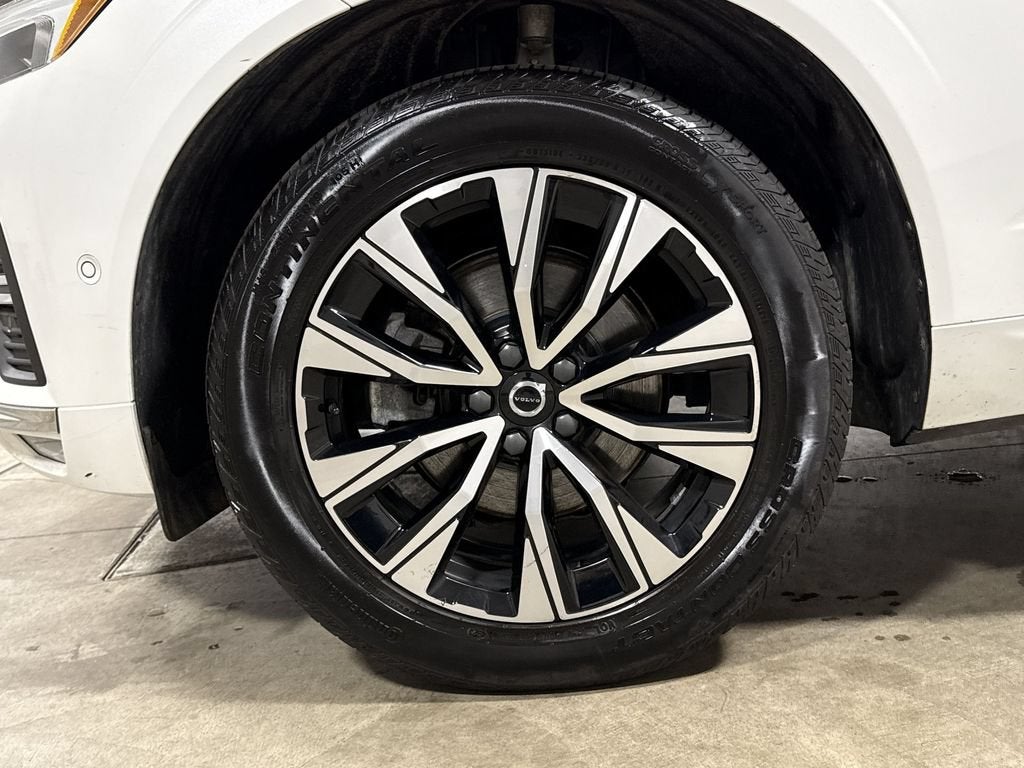 2023 Volvo XC60 Plus Bright Theme
