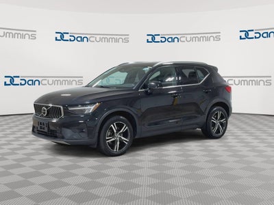 2023 Volvo XC40 Plus Bright Theme