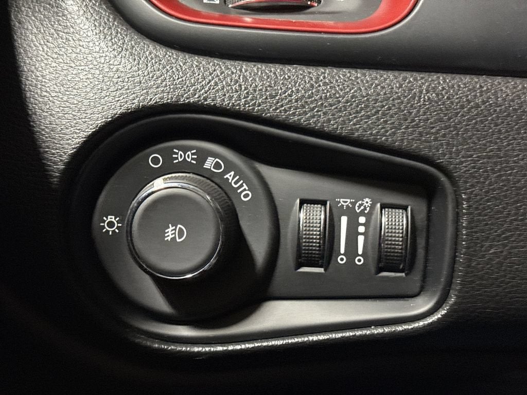 2023 Jeep Renegade Trailhawk