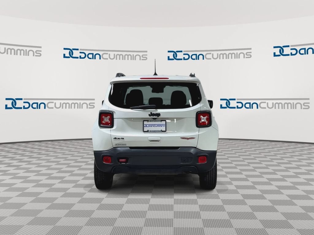 2023 Jeep Renegade Trailhawk