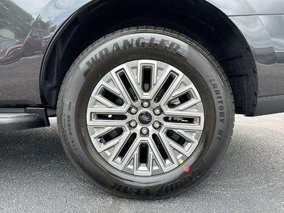 2026 Ford Expedition Base