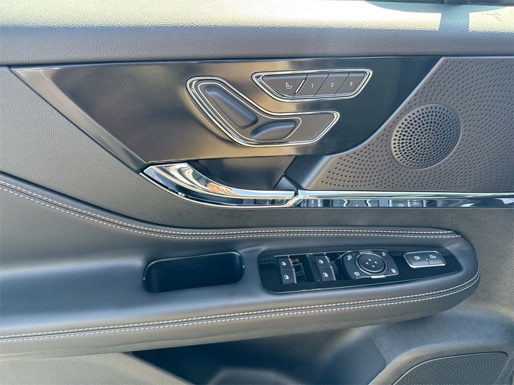 2025 Lincoln Corsair Reserve