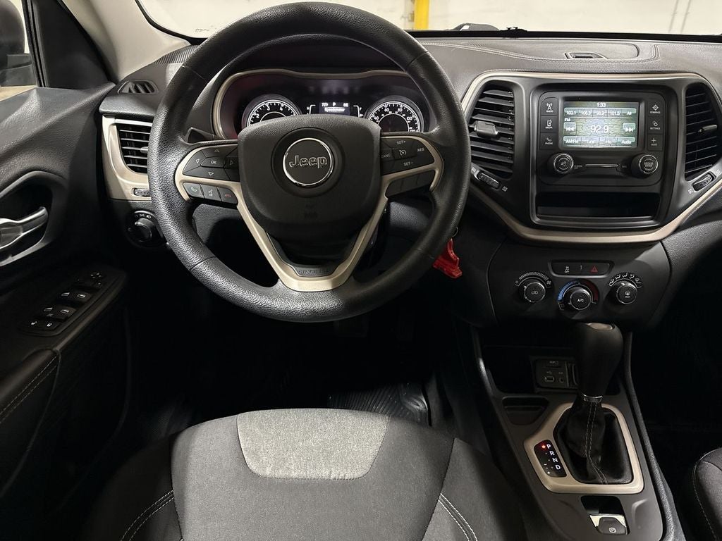 2015 Jeep Cherokee Sport