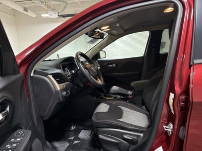 2015 Jeep Cherokee Sport