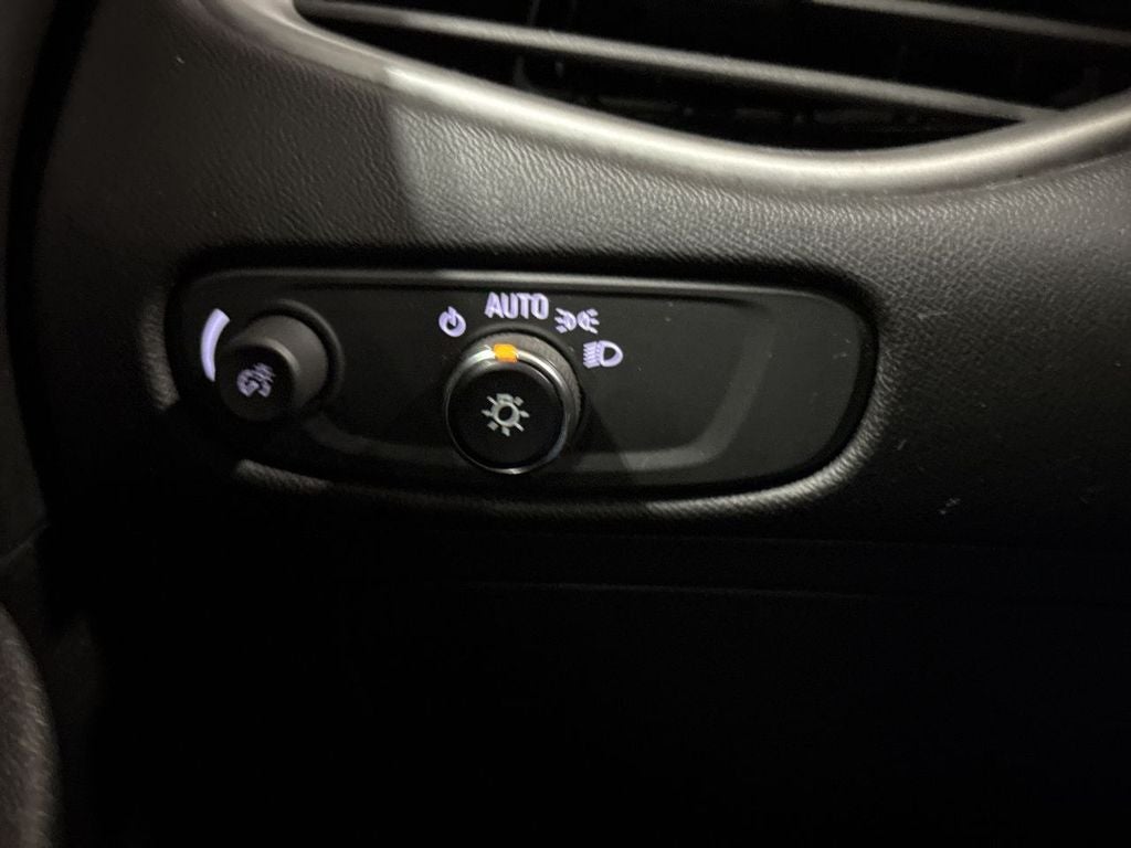 2021 Chevrolet Malibu LS