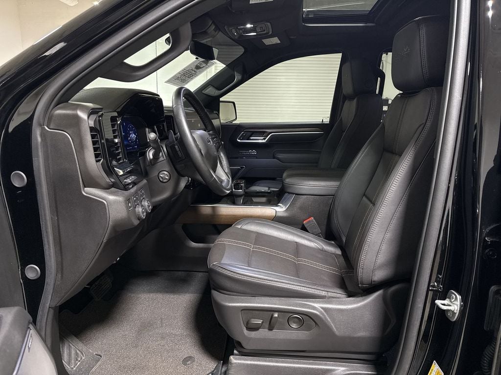 2025 Chevrolet Silverado 1500 High Country