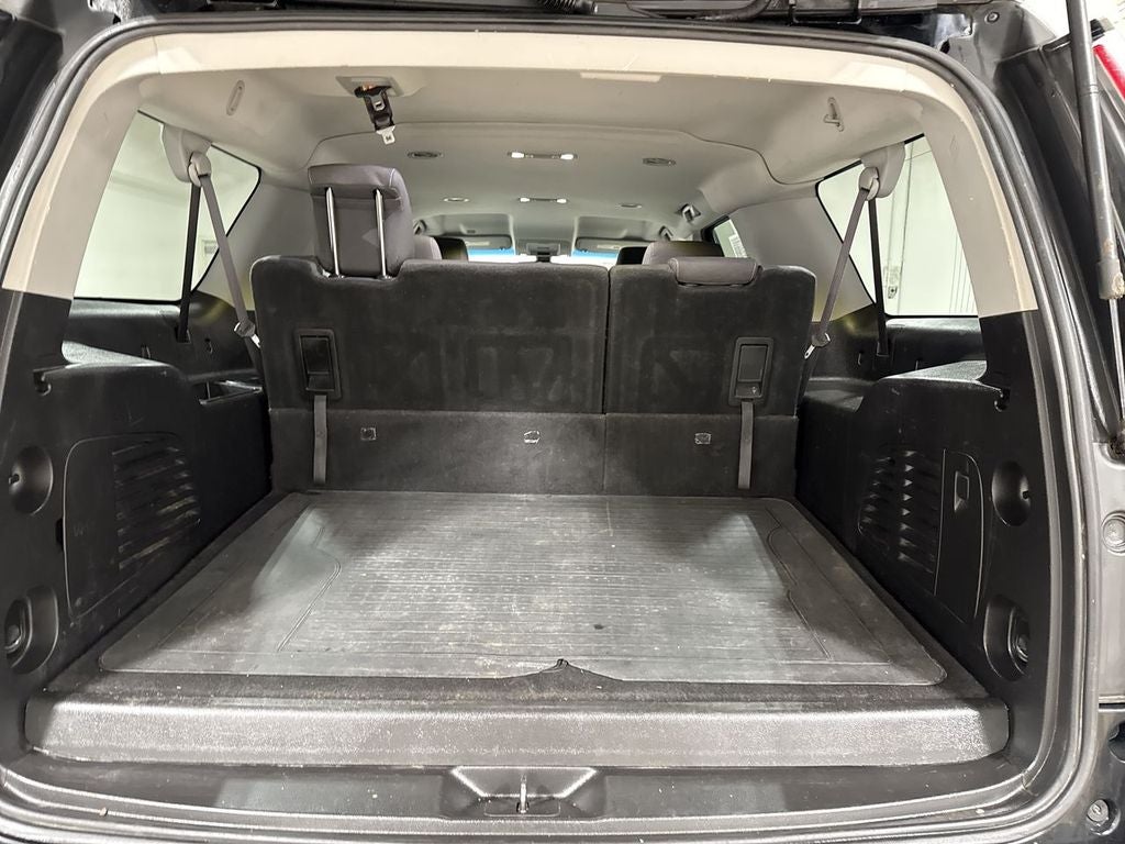 2016 Chevrolet Suburban LS