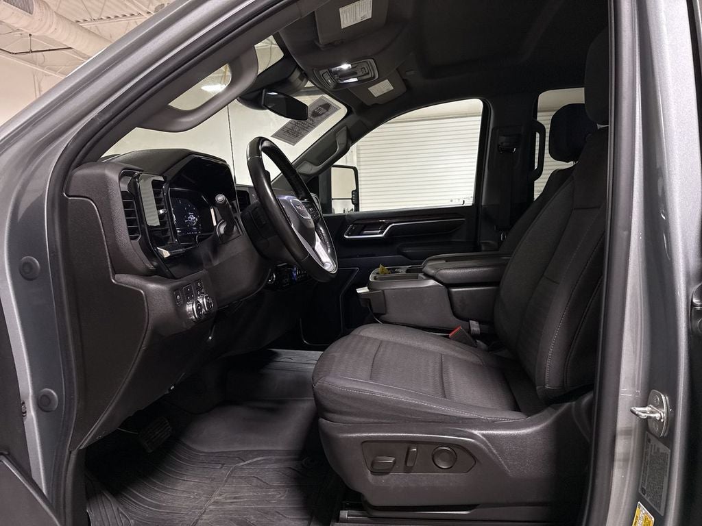 2024 GMC Sierra 3500HD SLE