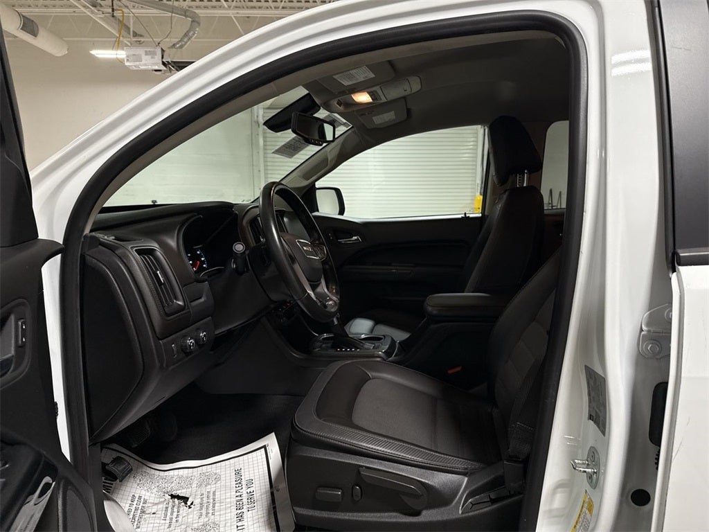 2022 GMC Canyon AT4 w/Cloth