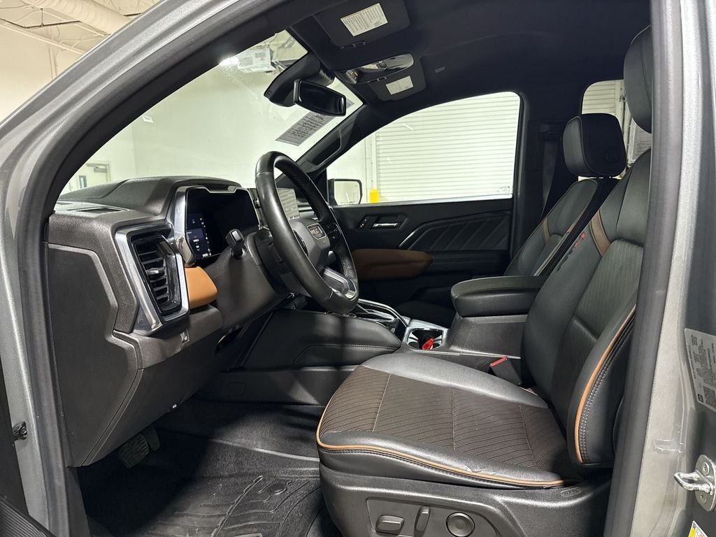 2023 GMC Canyon AT4