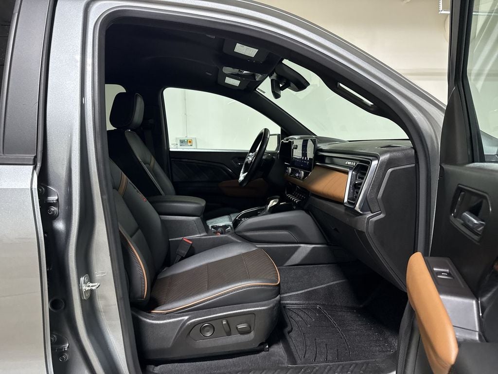 2023 GMC Canyon AT4