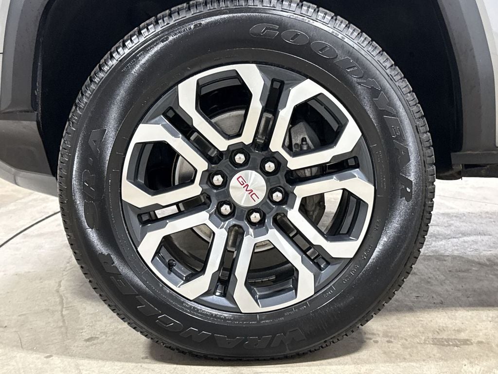 2023 GMC Canyon AT4