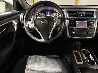 2016 Nissan Altima 2.5 SR