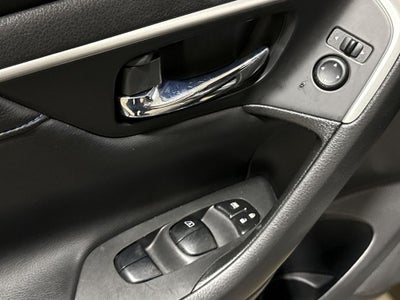 2016 Nissan Altima 2.5 SR