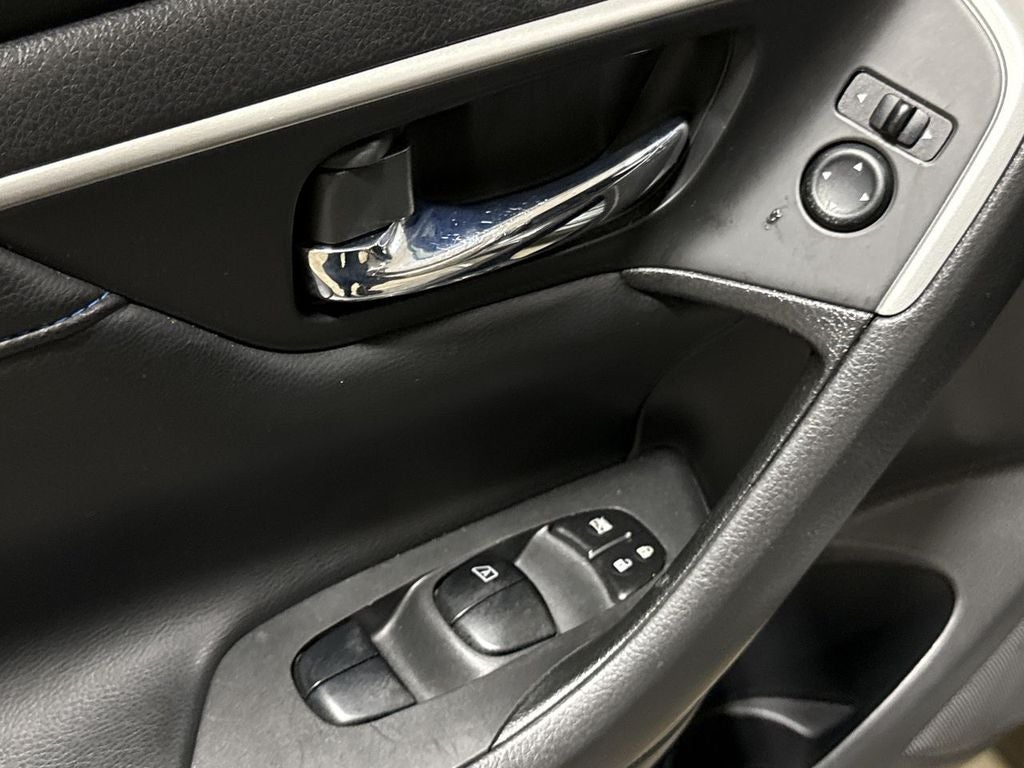 2016 Nissan Altima 2.5 SR