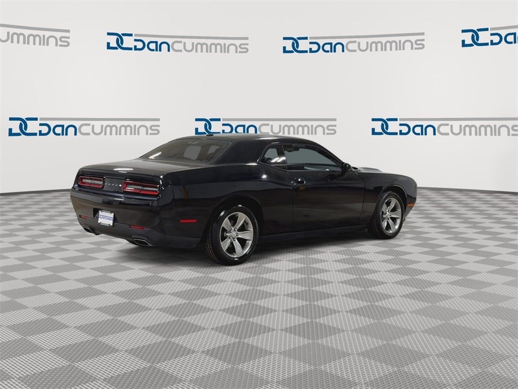 2016 Dodge Challenger SXT