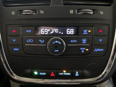 2016 Chrysler Town & Country Touring