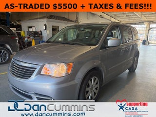 2016 Chrysler Town &amp; Country Touring