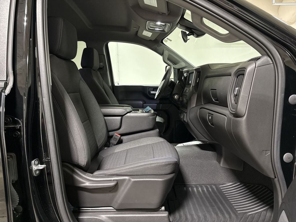 2023 Chevrolet Silverado 2500HD Custom