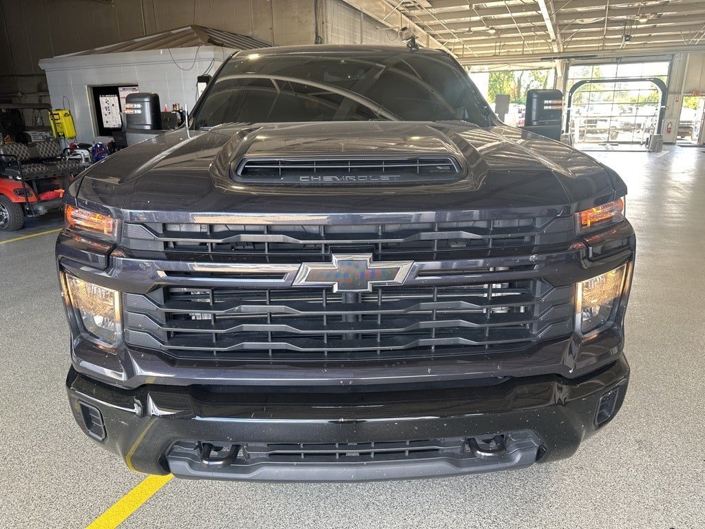 2024 Chevrolet Silverado 2500HD Custom