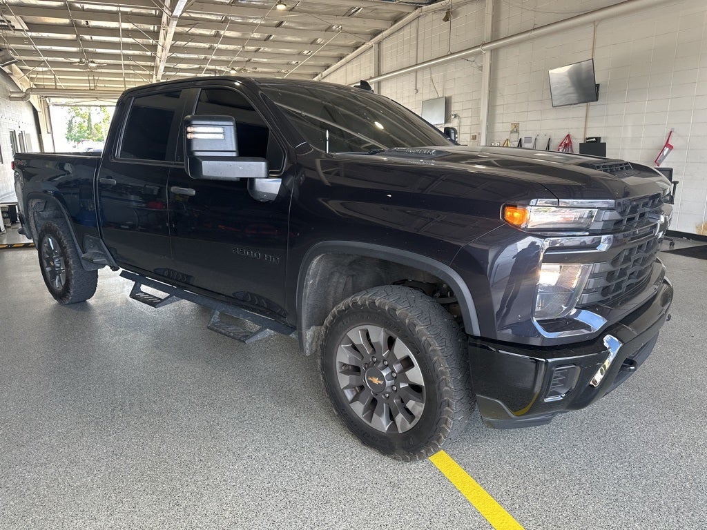 2024 Chevrolet Silverado 2500HD Custom