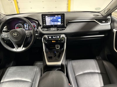 2020 Toyota RAV4 XLE Premium
