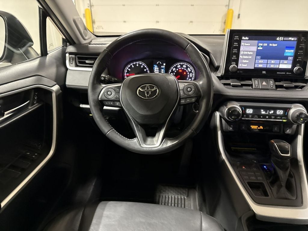 2020 Toyota RAV4 XLE Premium