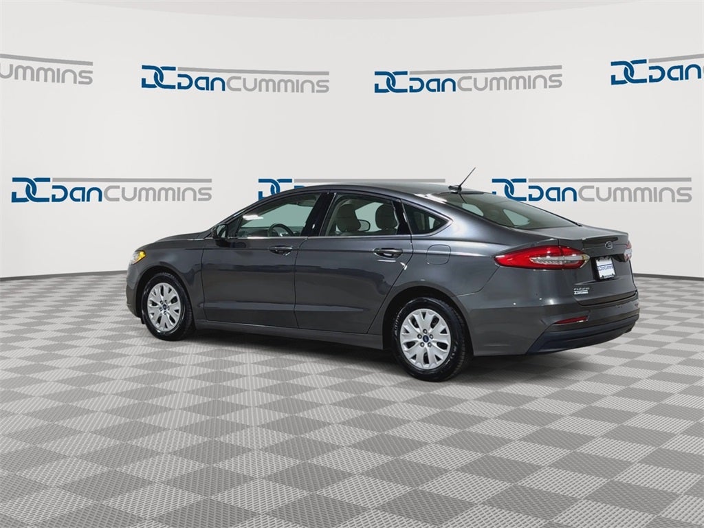 2019 Ford Fusion S