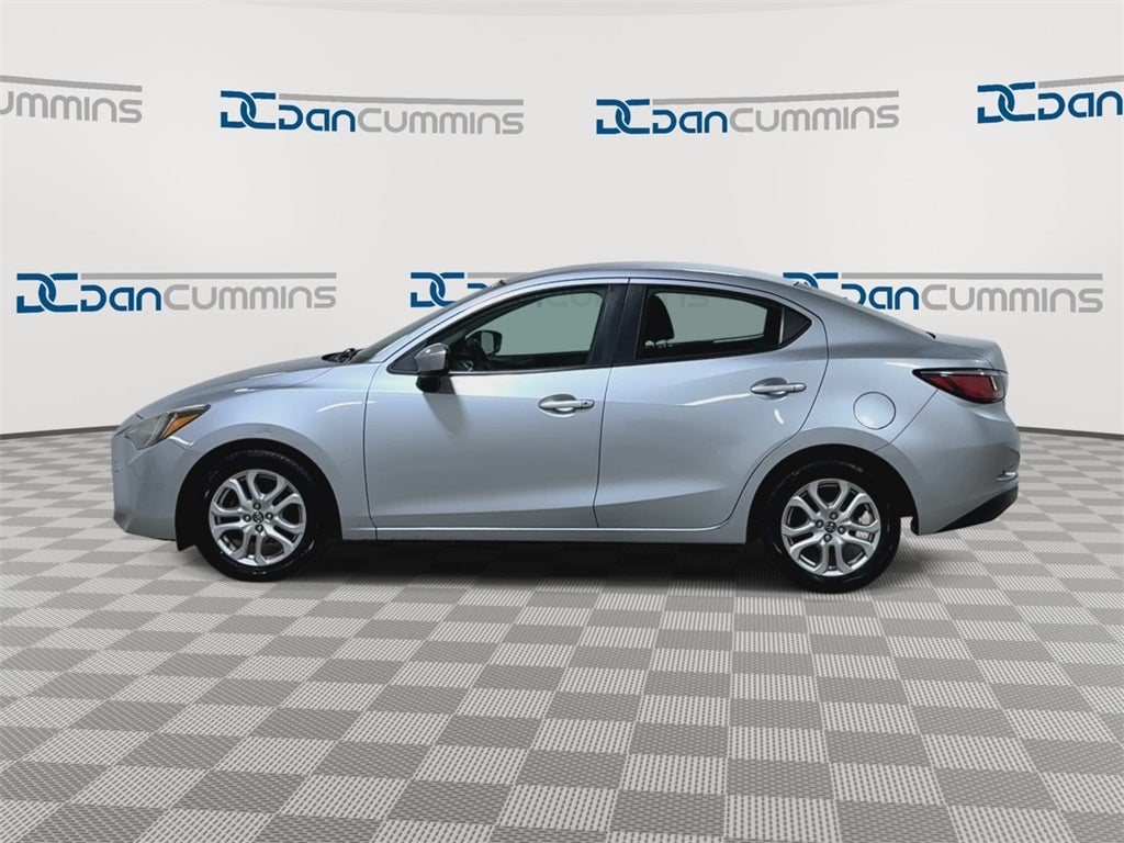 2017 Toyota Yaris iA Base