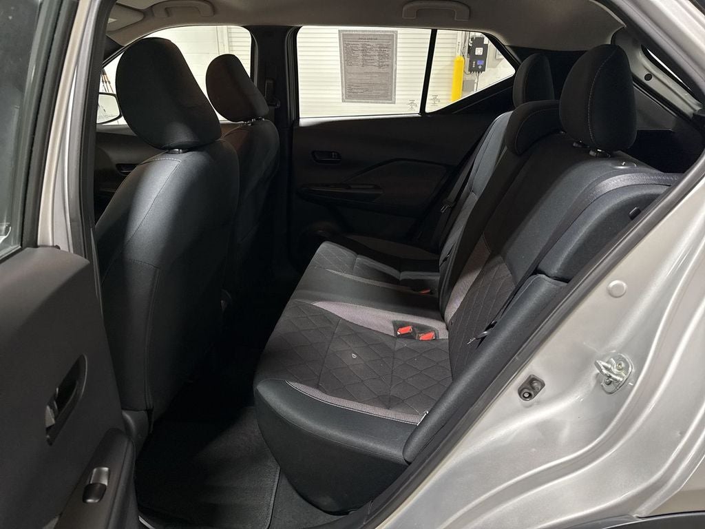 2020 Nissan Kicks S