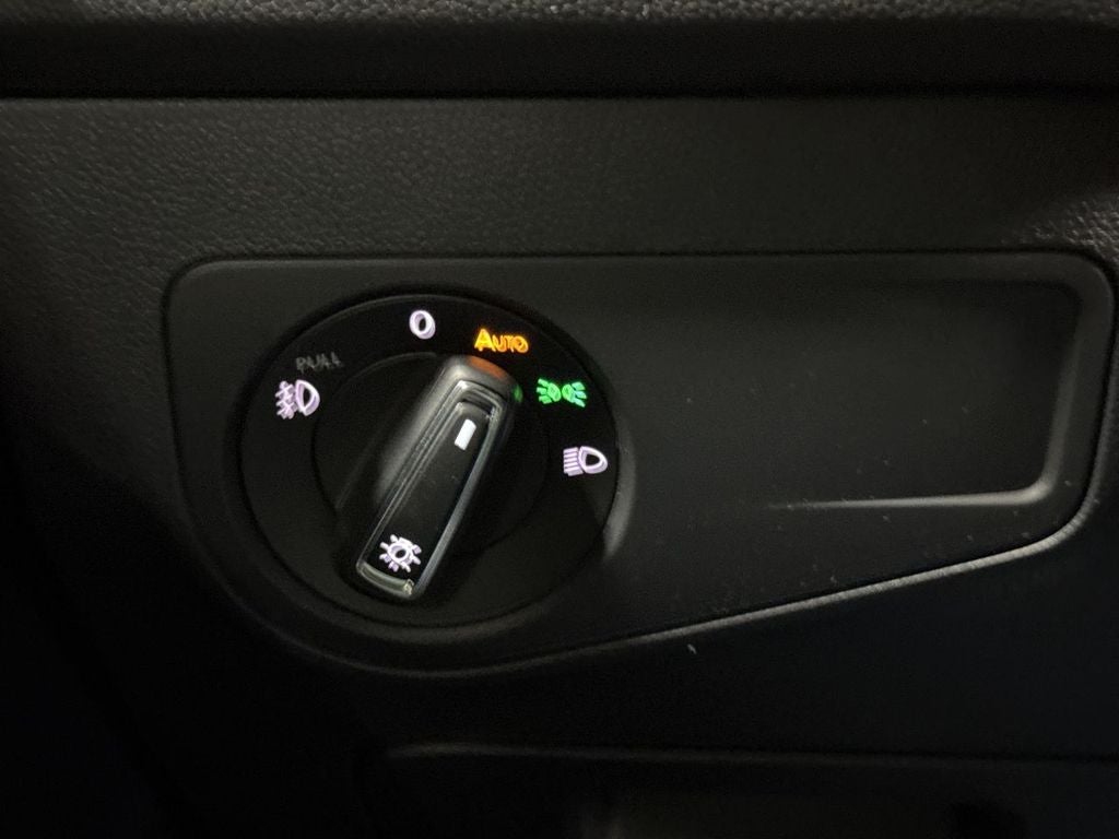 2018 Volkswagen Tiguan Base