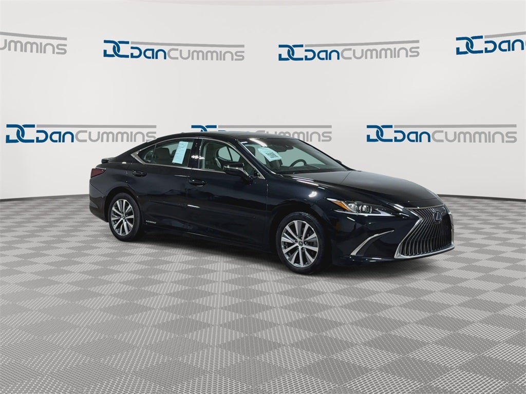 2021 Lexus ES 300h