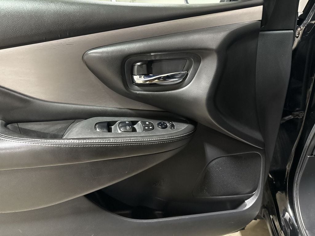 2022 Nissan Murano SV