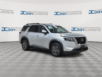 2024 Nissan Pathfinder SV