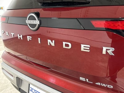 2023 Nissan Pathfinder SL