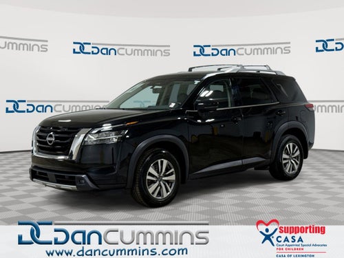 2022 Nissan Pathfinder SL