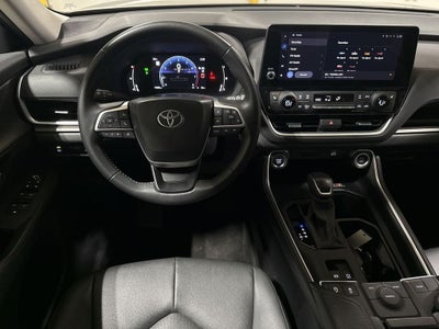 2025 Toyota Grand Highlander LE