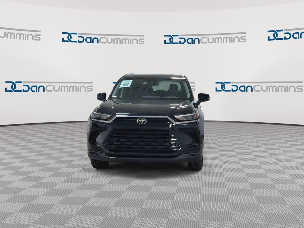 2025 Toyota Grand Highlander LE