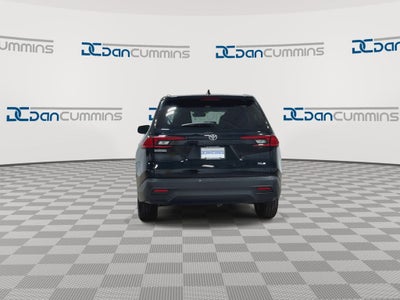 2025 Toyota Grand Highlander LE