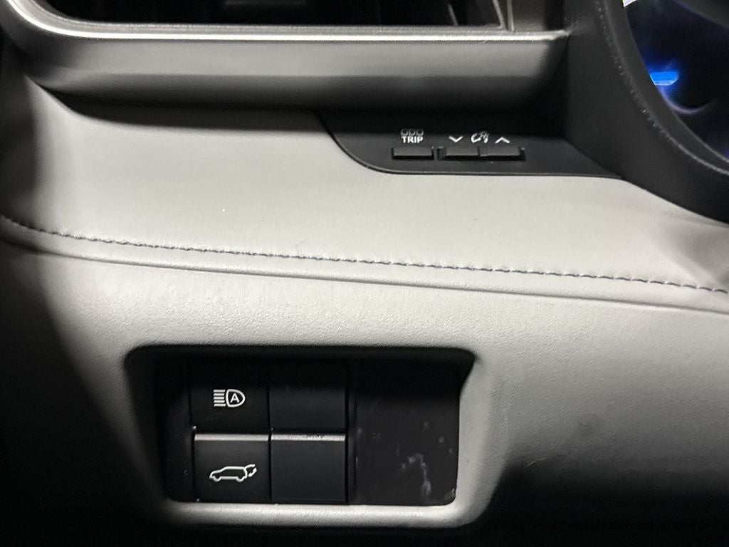 2023 Toyota Highlander Hybrid LE