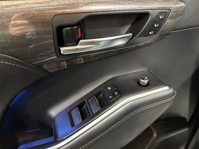 2021 Toyota Highlander Hybrid Platinum
