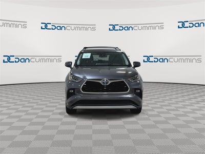 2021 Toyota Highlander Hybrid Platinum
