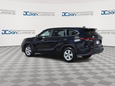 2024 Toyota Highlander LE