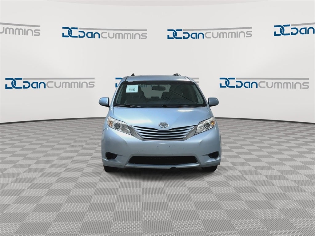 2016 Toyota Sienna L