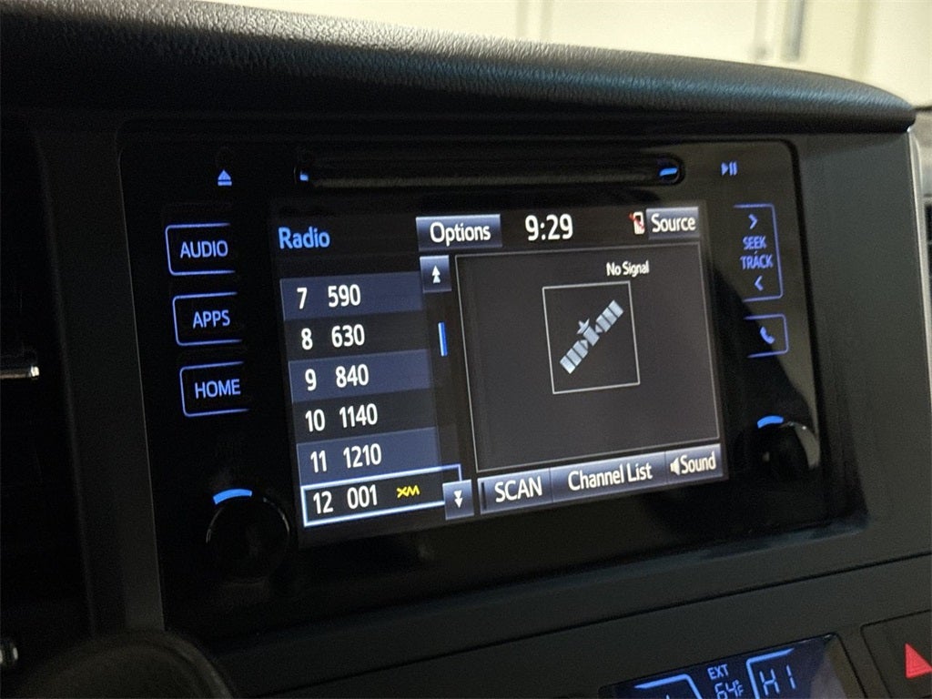 2015 Toyota Sienna L